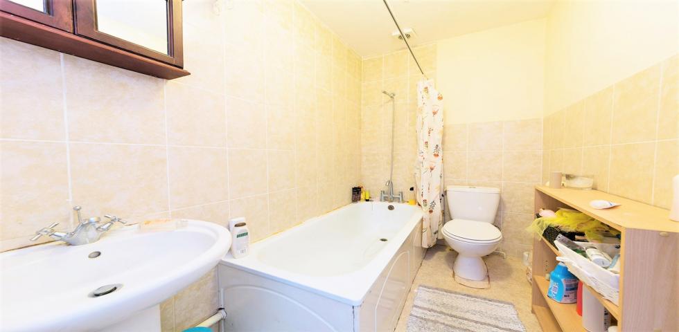 			NEW INSTRUCTION, 3 Bedroom, 1 bath, 1 reception Flat			 West End Lane, WEST HAMPSTEAD